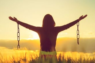 100 Steps to Emotional Recovery After a Breakup (1)