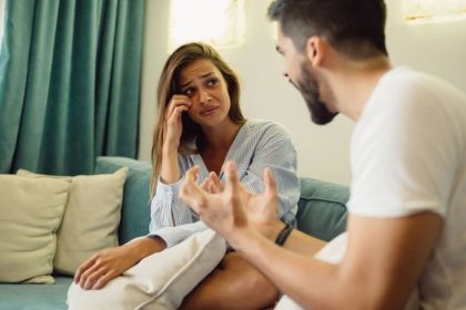 40 Myths About Love That Could Be Hurting YOU