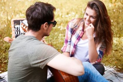 When Random Glances Speak Louder Than Love