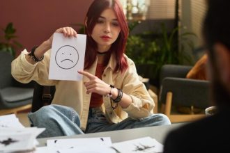 Why Emotional Transparency Prevents Misunderstanding