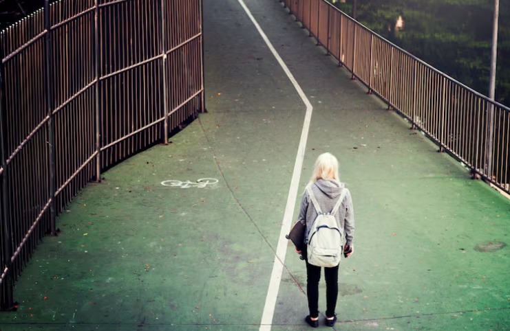 Why Empty Streets Feel Like Stories Waiting