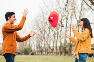 Signs You’re With Someone Prioritizes Your Happiness